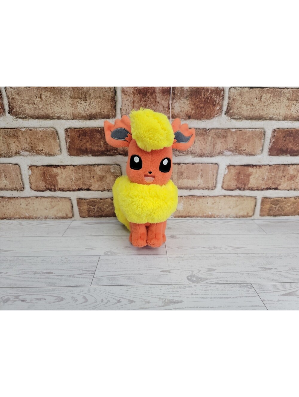 Tomy Pokemon 9 Inch Flareon Orange And Yellow Stuffed Plush Tomy